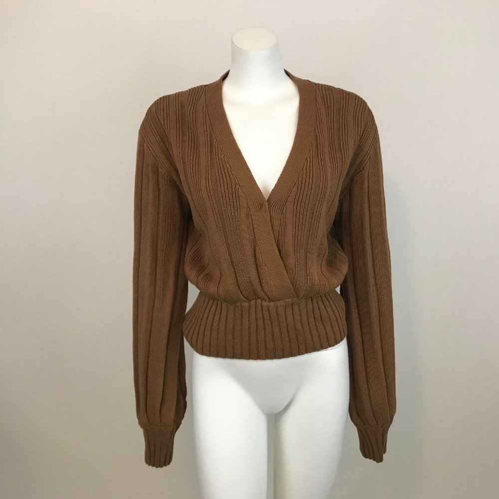 Astr the Label Evie V Neck Sweater Camel Color L